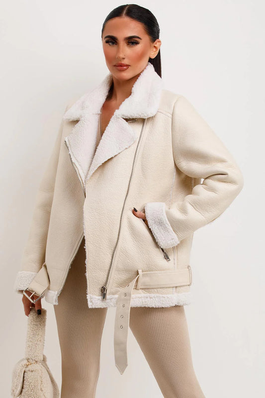 Veste aviateur avec détails en peau de mouton beige